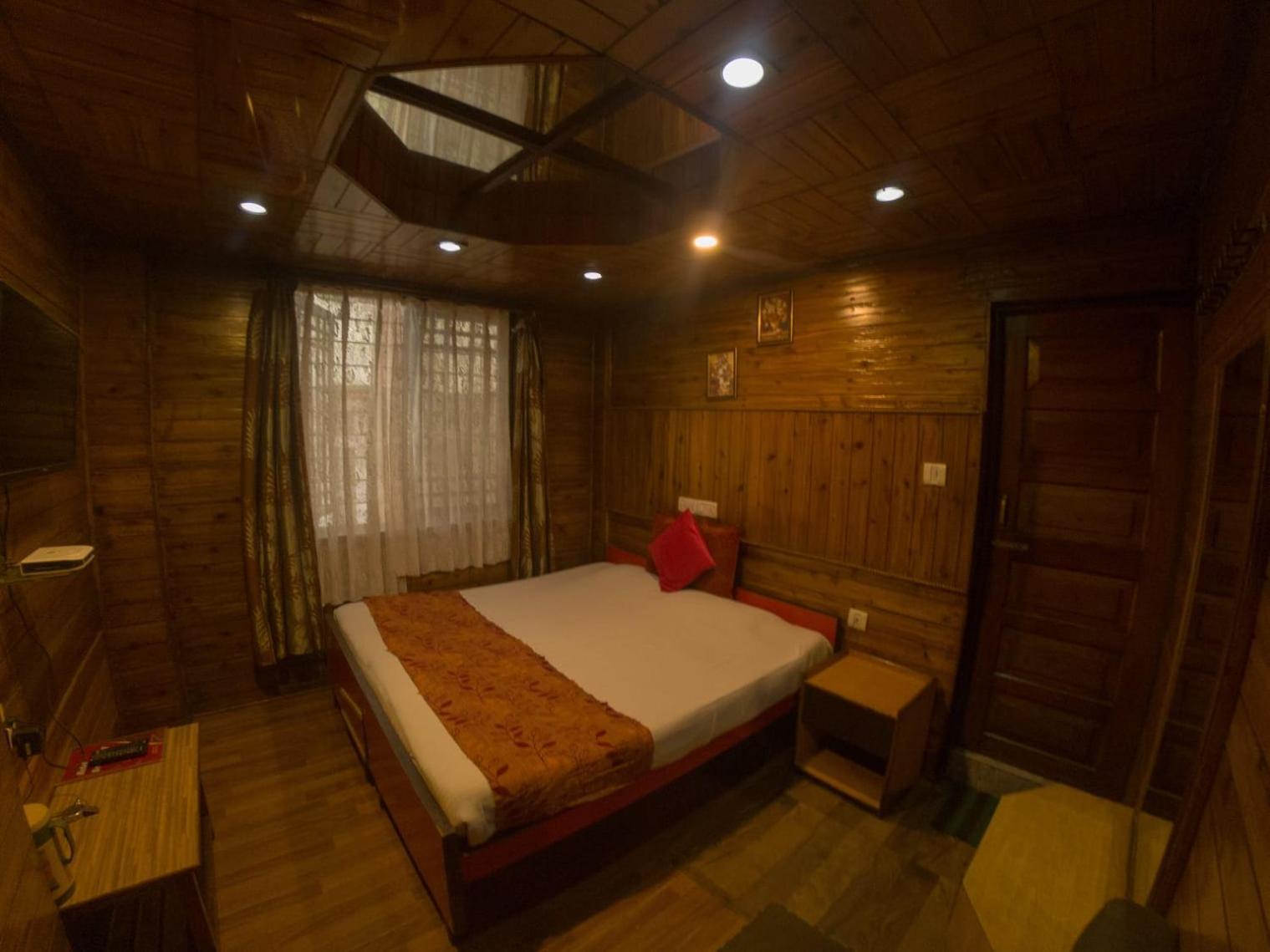 Grg Broadway Mall Road Darjeeling By Royal Collection Hotel ภายนอก รูปภาพ