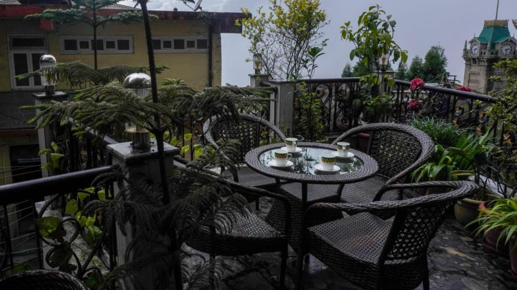Grg Broadway Mall Road Darjeeling By Royal Collection Hotel ภายนอก รูปภาพ